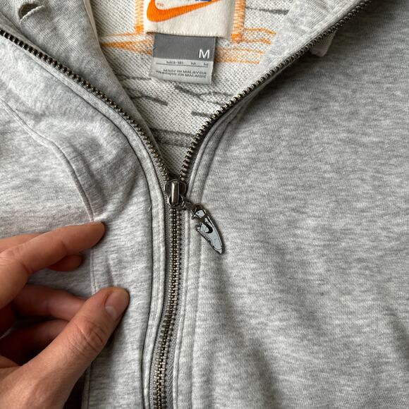 Nike Jacket Hoodie Women's Medium Gray Sneakers Athletic Training Fitness 5823 - Picture 6 of 15